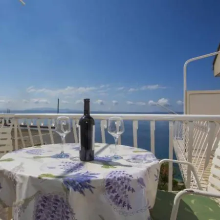 Sea View Lendic - Classic With Terrace And Sea View Appartement *
